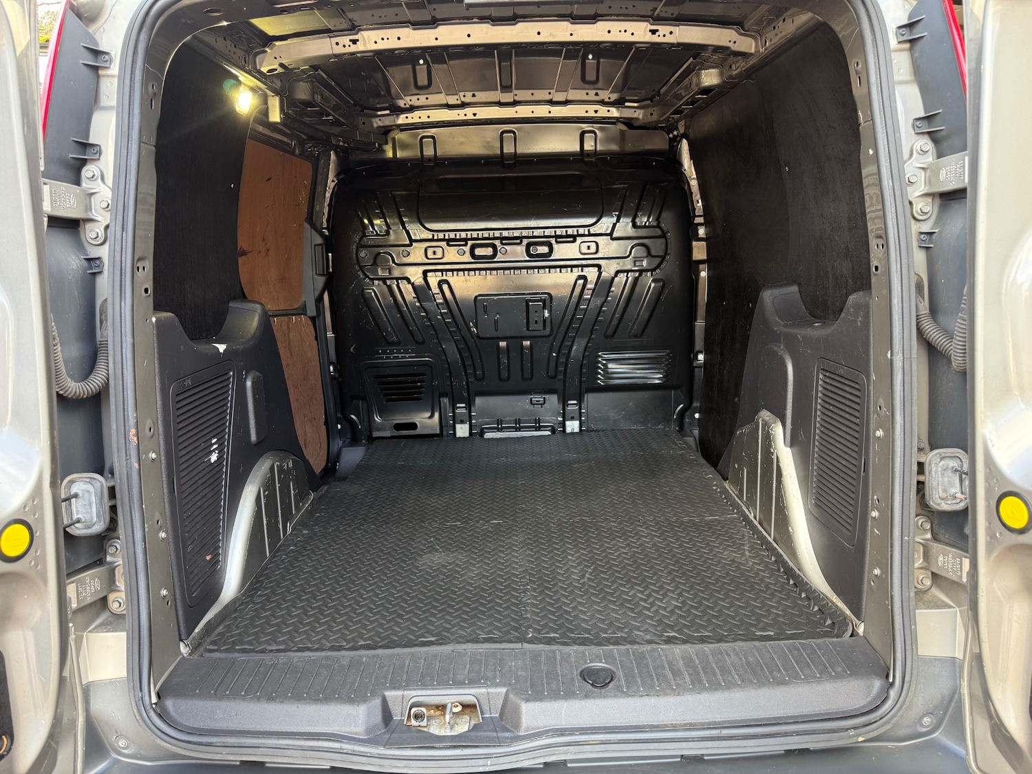 Used Ford Transit Connect 2019 for sale - 78107188: Photo 19