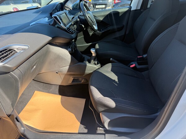 Used Peugeot 208 2016 for sale - 76037159: Photo 20