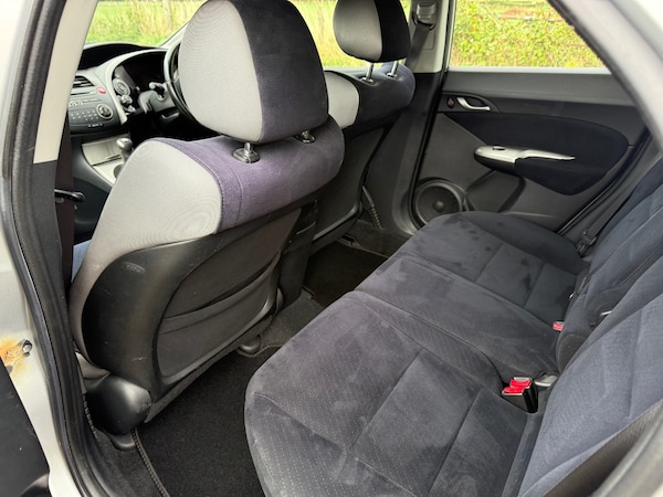 Used Honda Civic 2007 for sale - 76093816: Photo 8