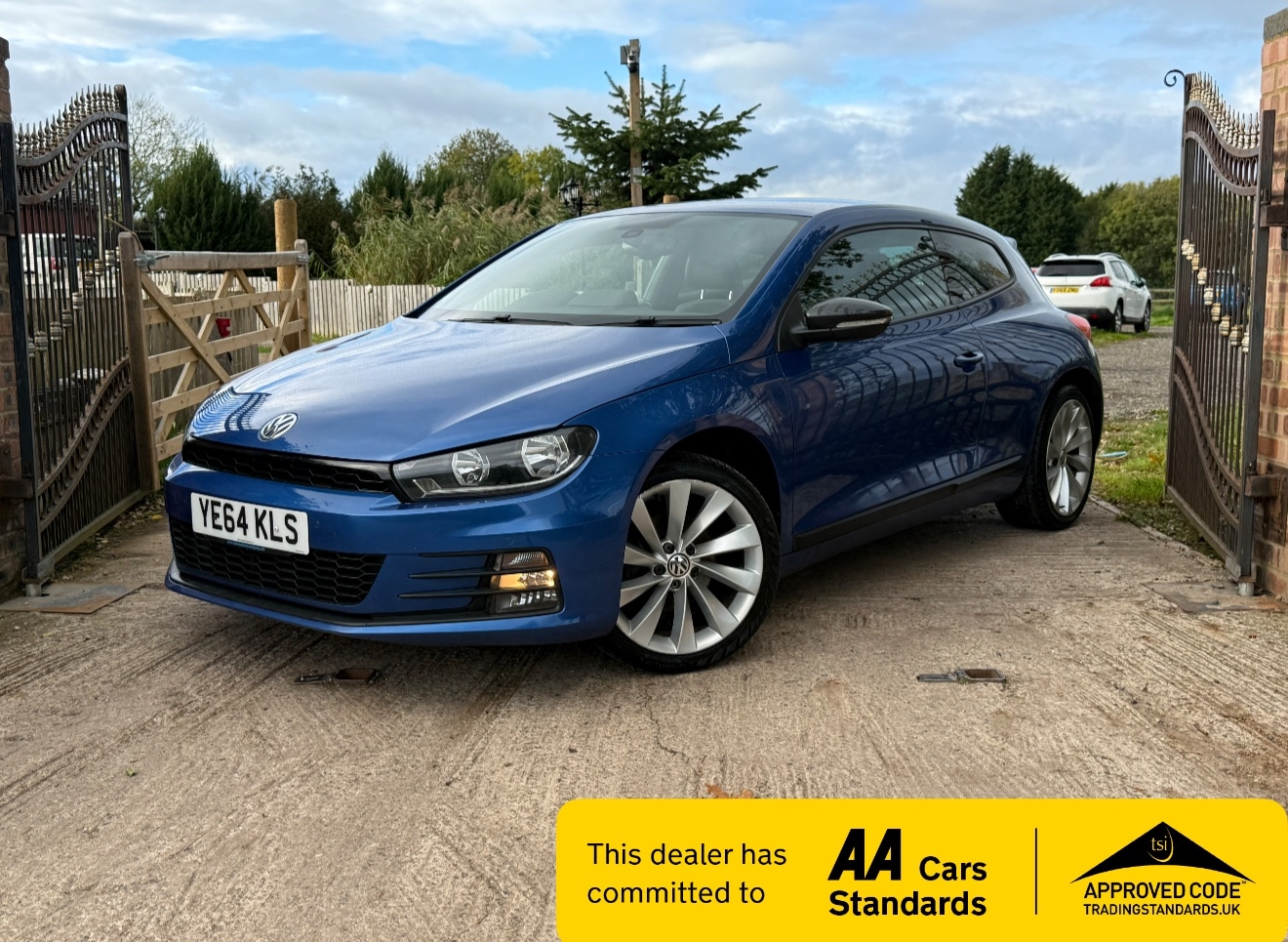 Used Volkswagen Scirocco 2014 for sale - 76332072: Photo 1