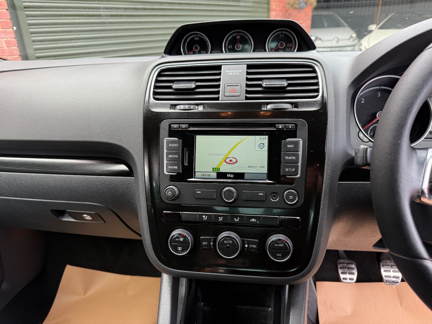 Used Volkswagen Scirocco 2014 for sale - 76332072: Photo 10