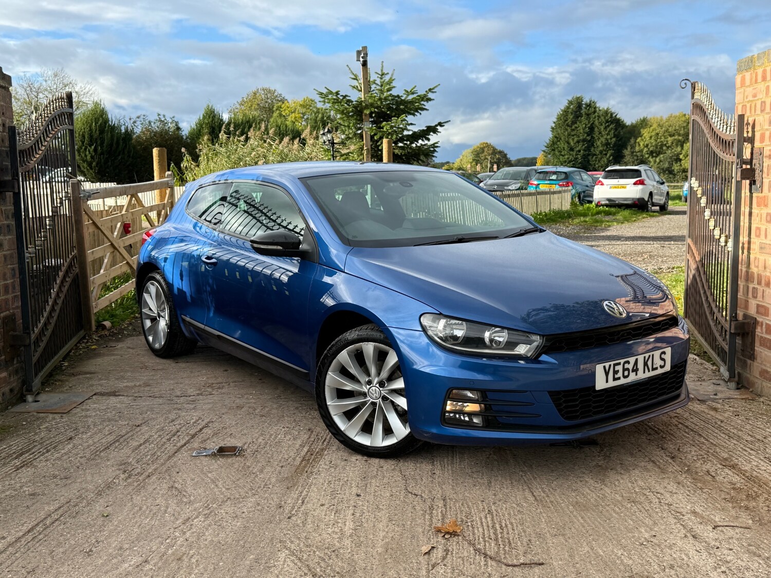 Used Volkswagen Scirocco 2014 for sale - 76332072: Photo 3