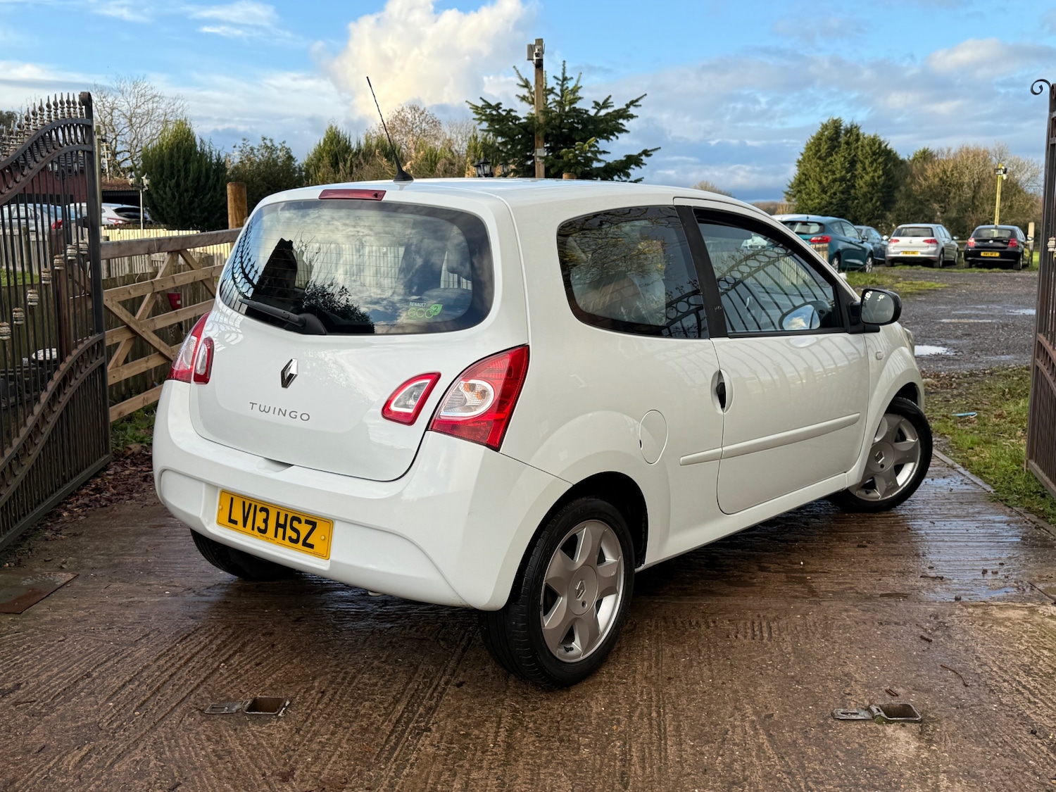 Used Renault Twingo 2013 for sale - 76761997: Photo 4