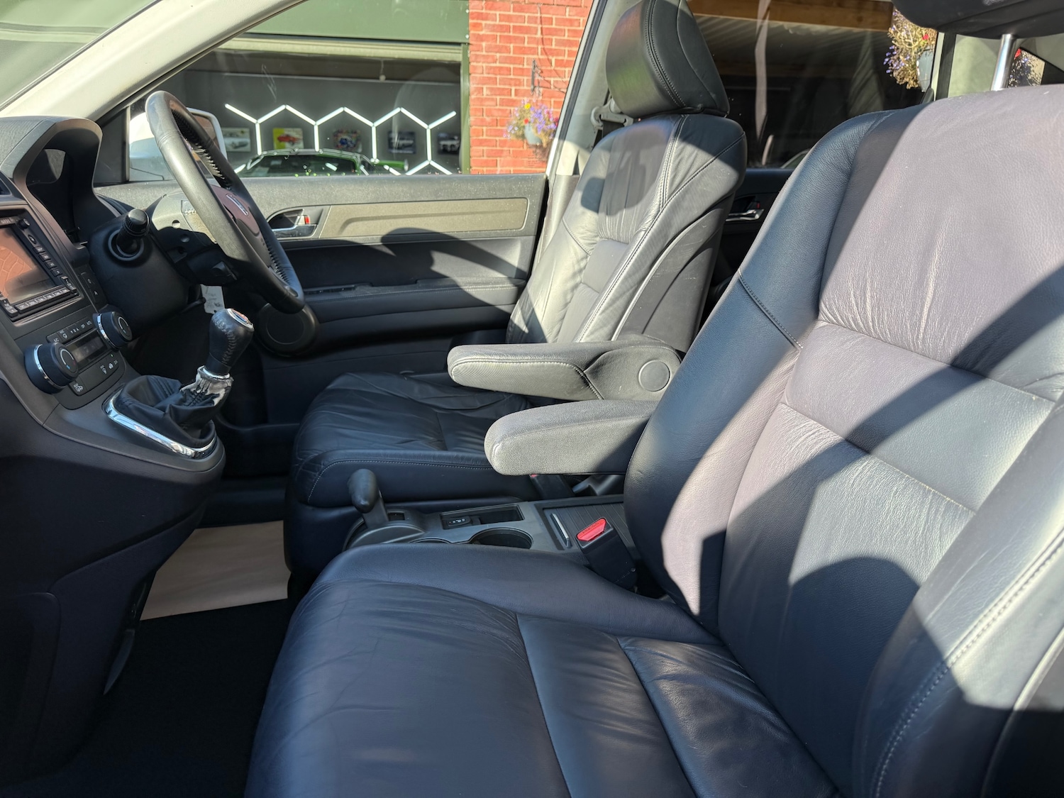 Used Honda CR-V 2011 for sale - 76025843: Photo 10