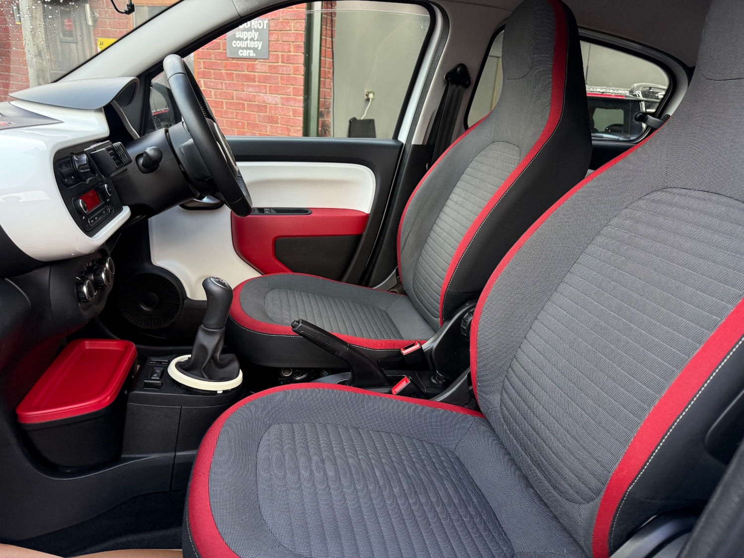 Used Renault Twingo 2015 for sale - 76845912: Photo 20