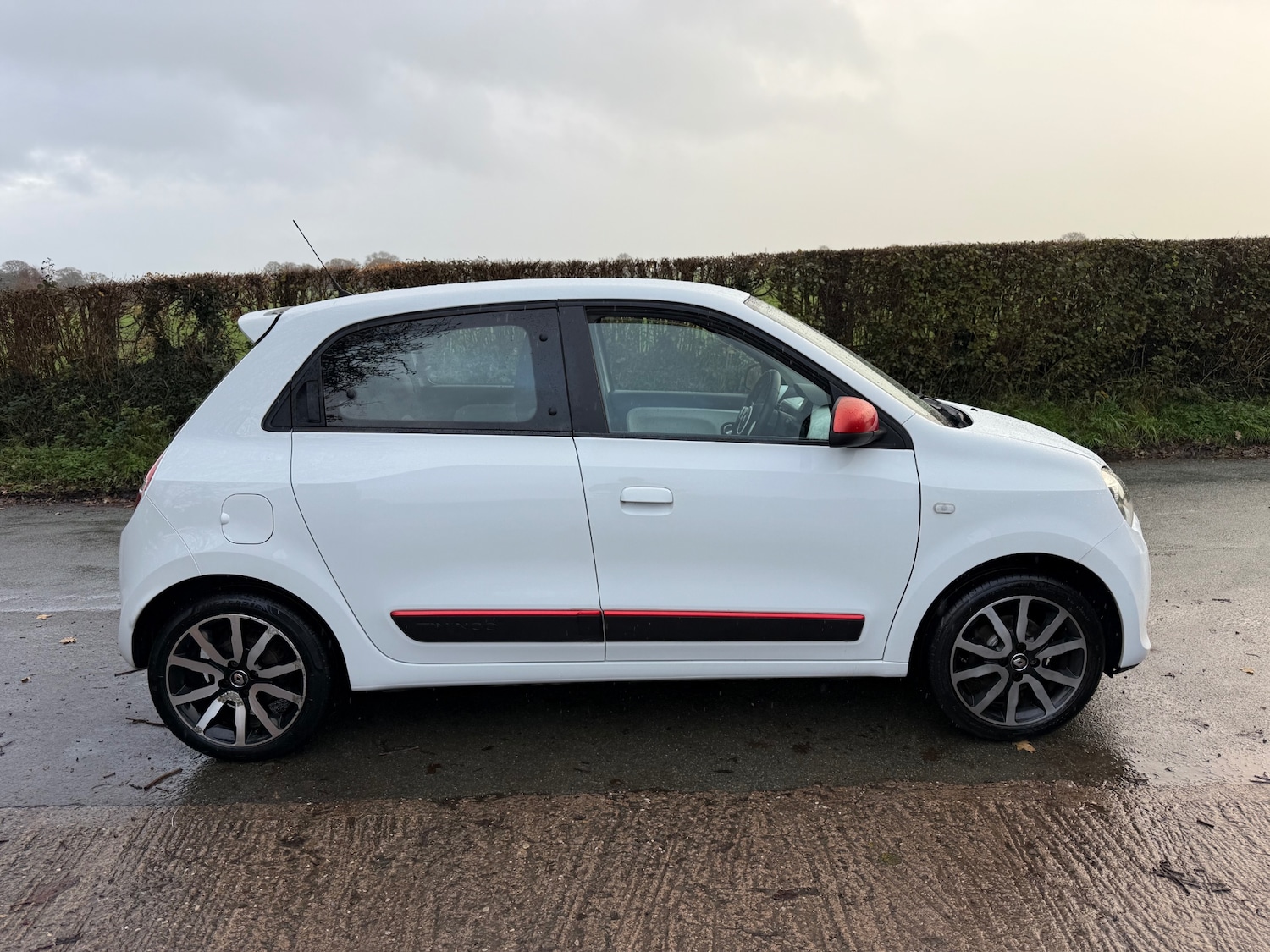 Used Renault Twingo 2015 for sale - 76845912: Photo 6