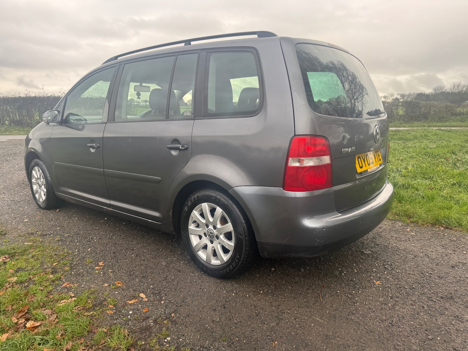 Used Volkswagen Touran 2005 for sale - 76758906: Photo 4