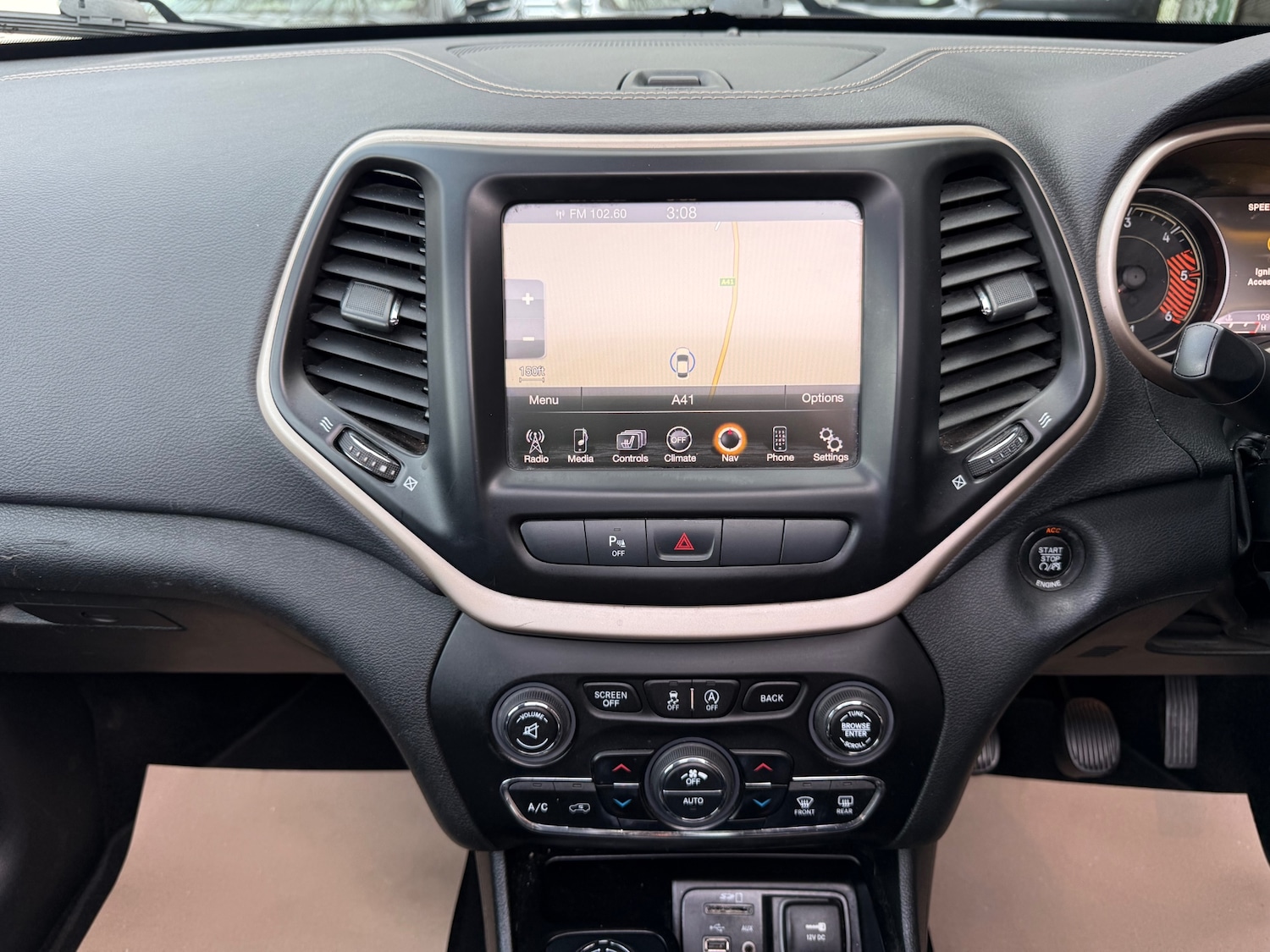 Used Jeep Cherokee 2015 for sale - 77950743: Photo 15