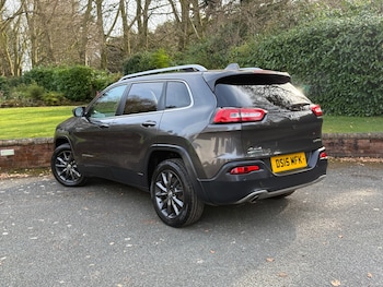 Used Jeep Cherokee 2015 for sale - 77950743: Photo