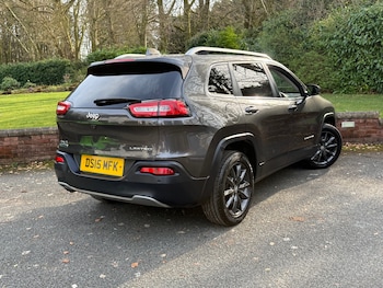 Used Jeep Cherokee 2015 for sale - 77950743: Photo