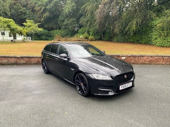 Used Jaguar XF 2018 for sale - 79672367: Photo