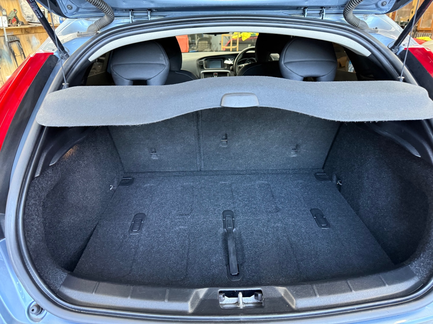 Used Volvo V40 2017 for sale - 76401892: Photo 12