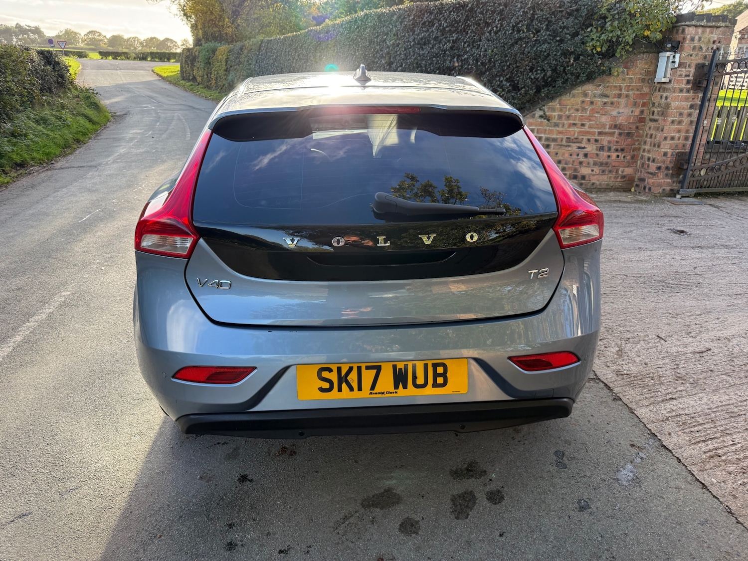 Used Volvo V40 2017 for sale - 76401892: Photo 13