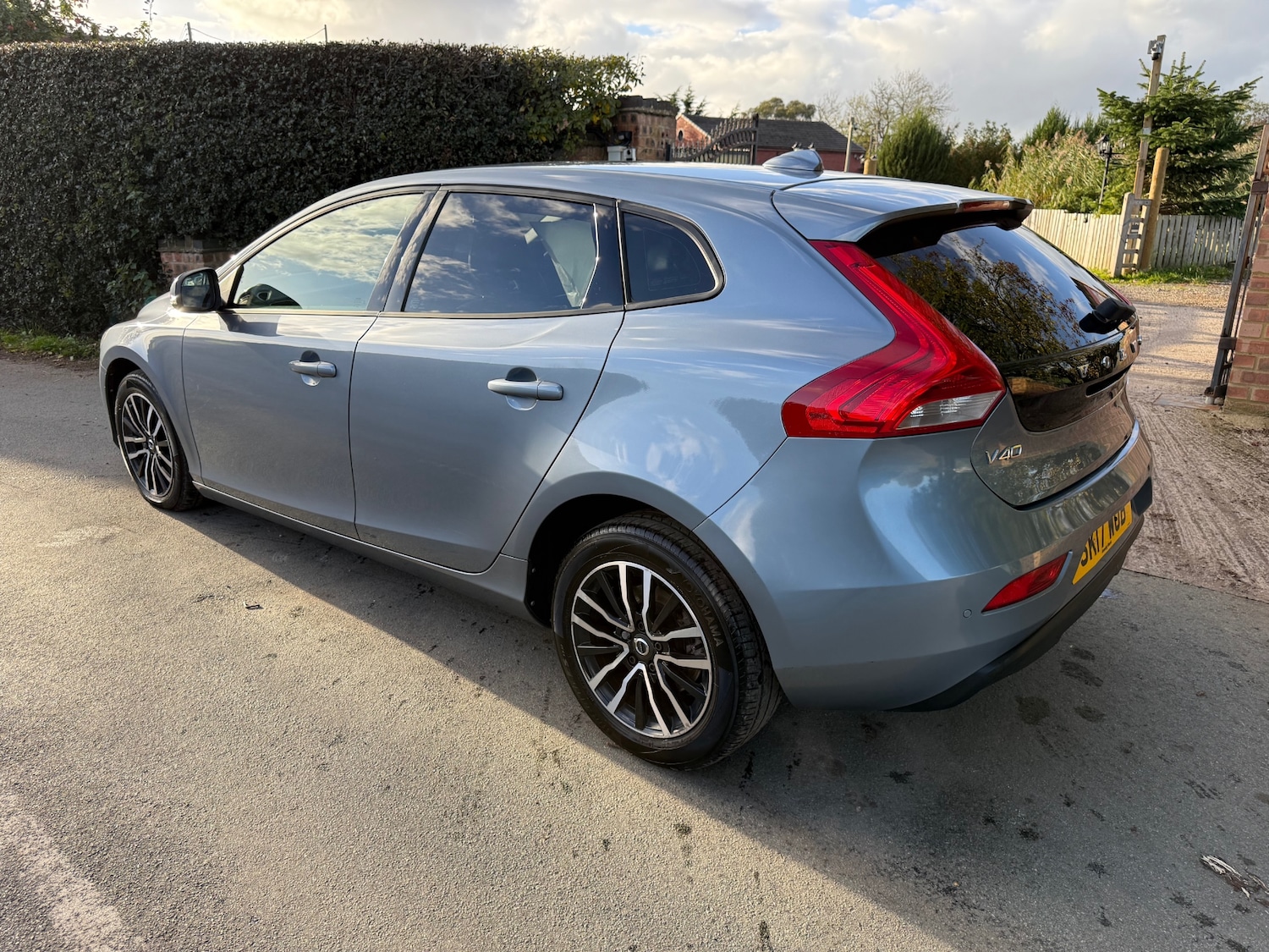 Used Volvo V40 2017 for sale - 76401892: Photo 14