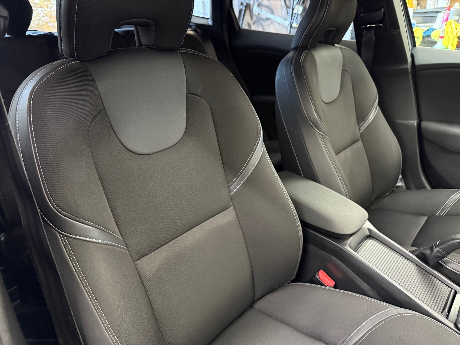 Used Volvo V40 2017 for sale - 76401892: Photo 19