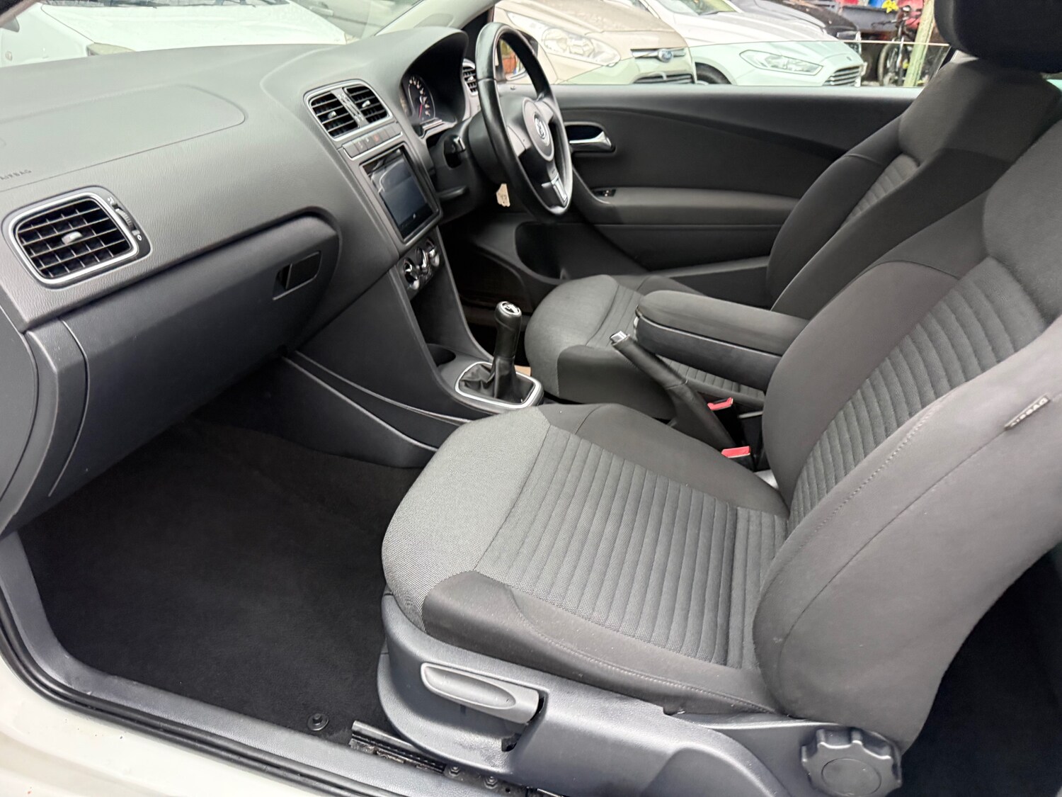 Used Volkswagen Polo 2011 for sale - 77897746: Photo 20