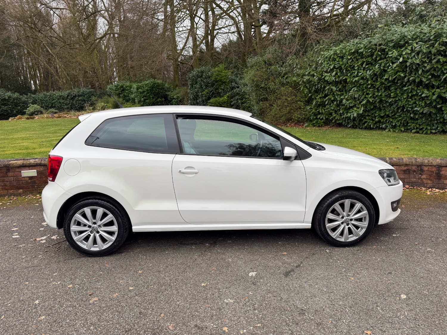 Used Volkswagen Polo 2011 for sale - 77897746: Photo 6