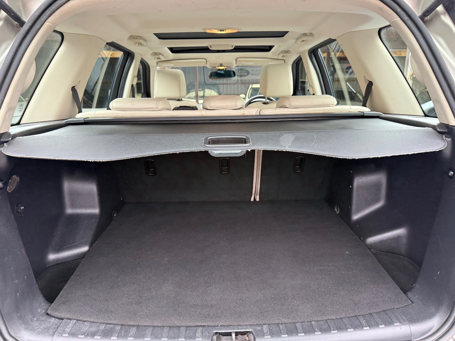 Used Land Rover Freelander 2011 for sale - 76542528: Photo 12