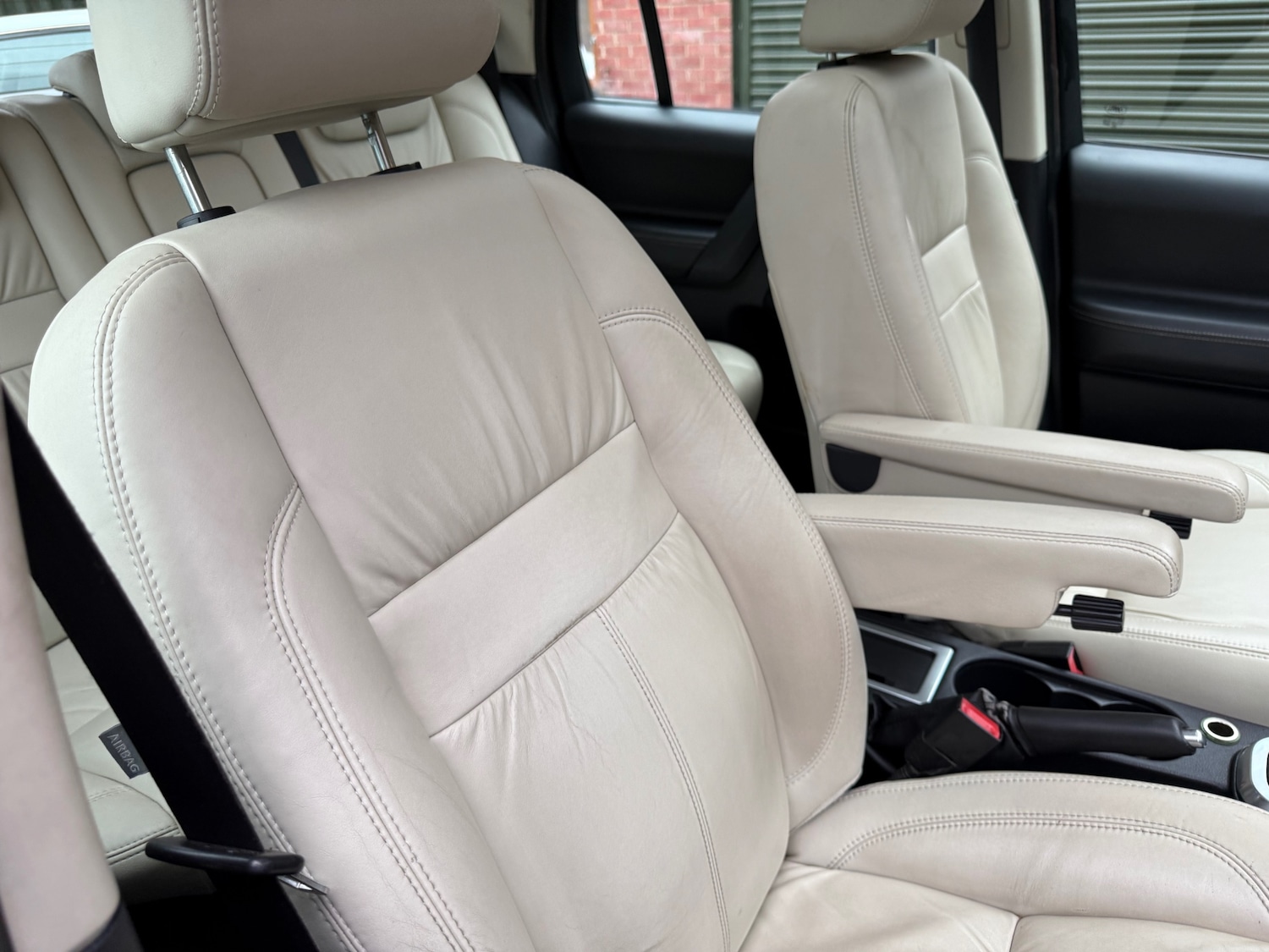 Used Land Rover Freelander 2011 for sale - 76542528: Photo 19