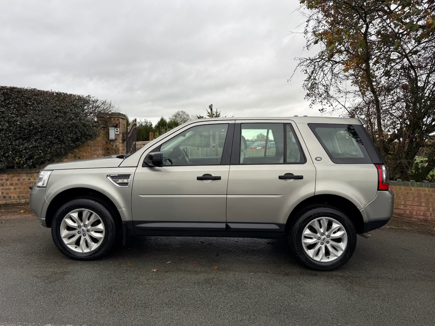Used Land Rover Freelander 2011 for sale - 76542528: Photo 7