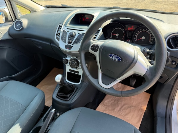 Used Ford Fiesta 2012 for sale - 74074095: Photo 18