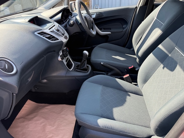 Used Ford Fiesta 2012 for sale - 74074095: Photo 20