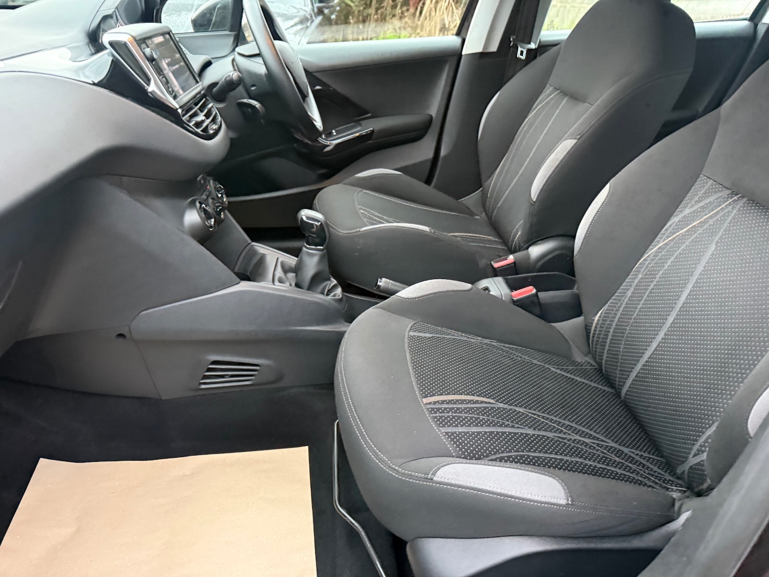 Used Peugeot 208 2012 for sale - 77406398: Photo 16