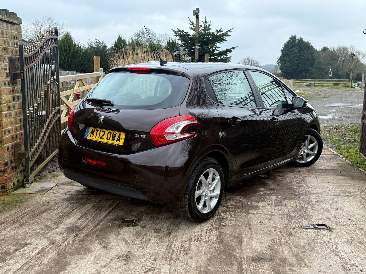 Used Peugeot 208 2012 for sale - 77406398: Photo 3