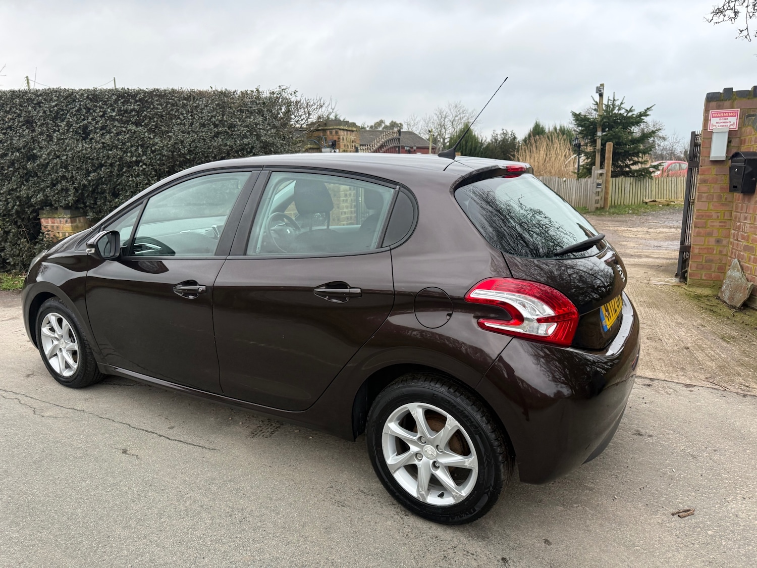 Used Peugeot 208 2012 for sale - 77406398: Photo 8