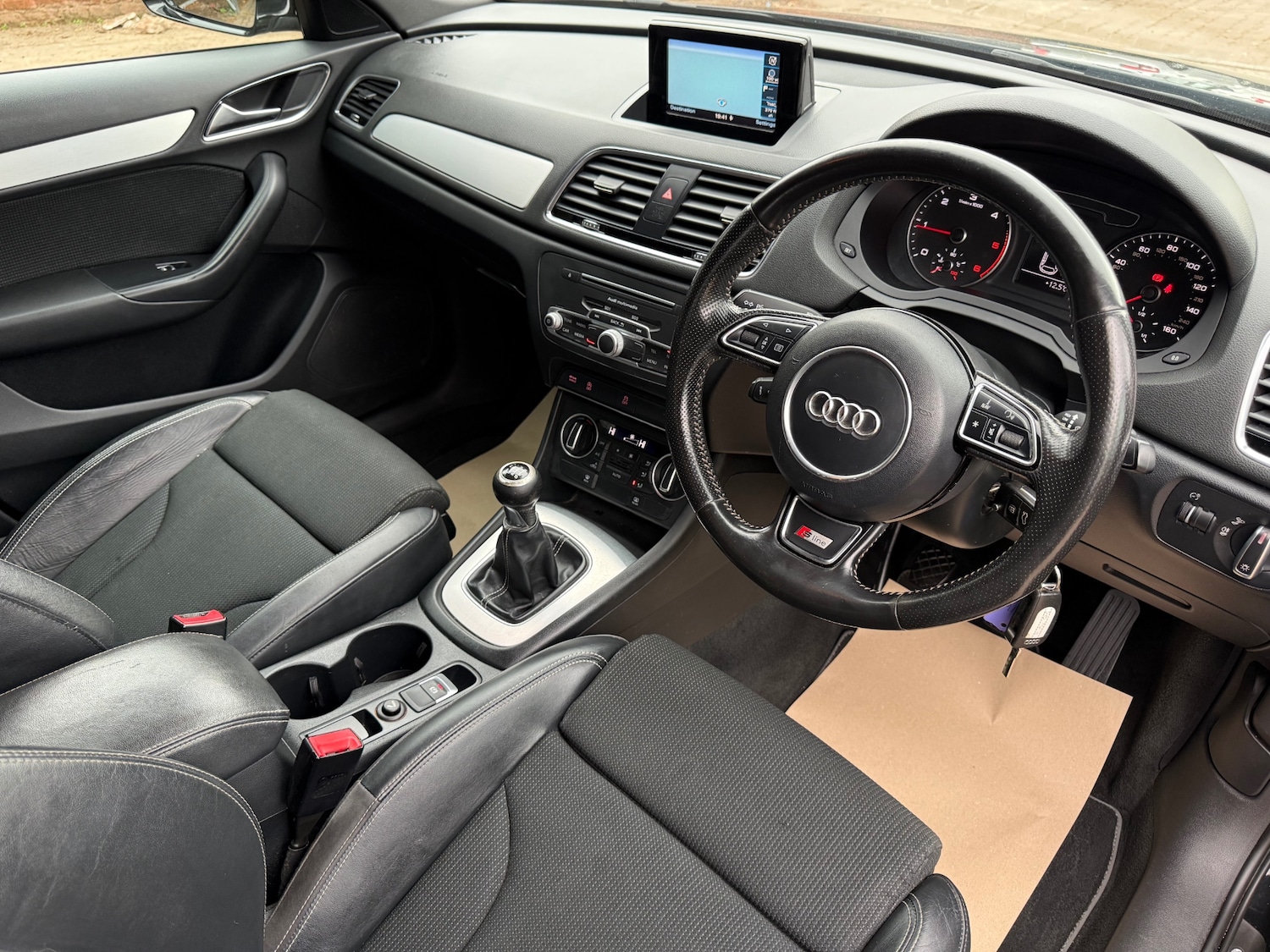 Used Audi Q3 2015 for sale - 78178345: Photo 18