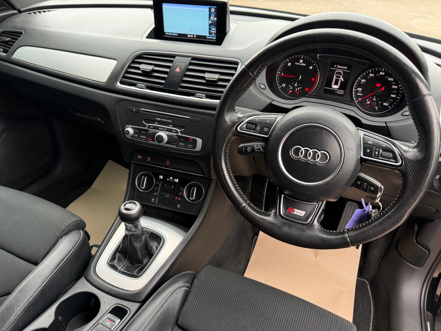 Used Audi Q3 2015 for sale - 78178345: Photo 9