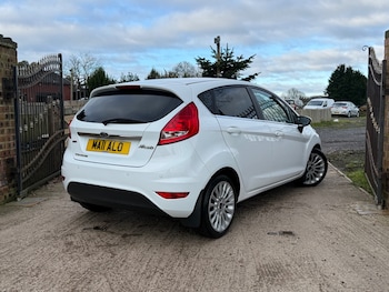 Used Ford Fiesta 2011 for sale - 77054972: Photo