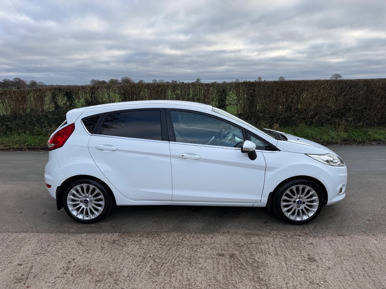 Used Ford Fiesta 2011 for sale - 77054972: Photo 6