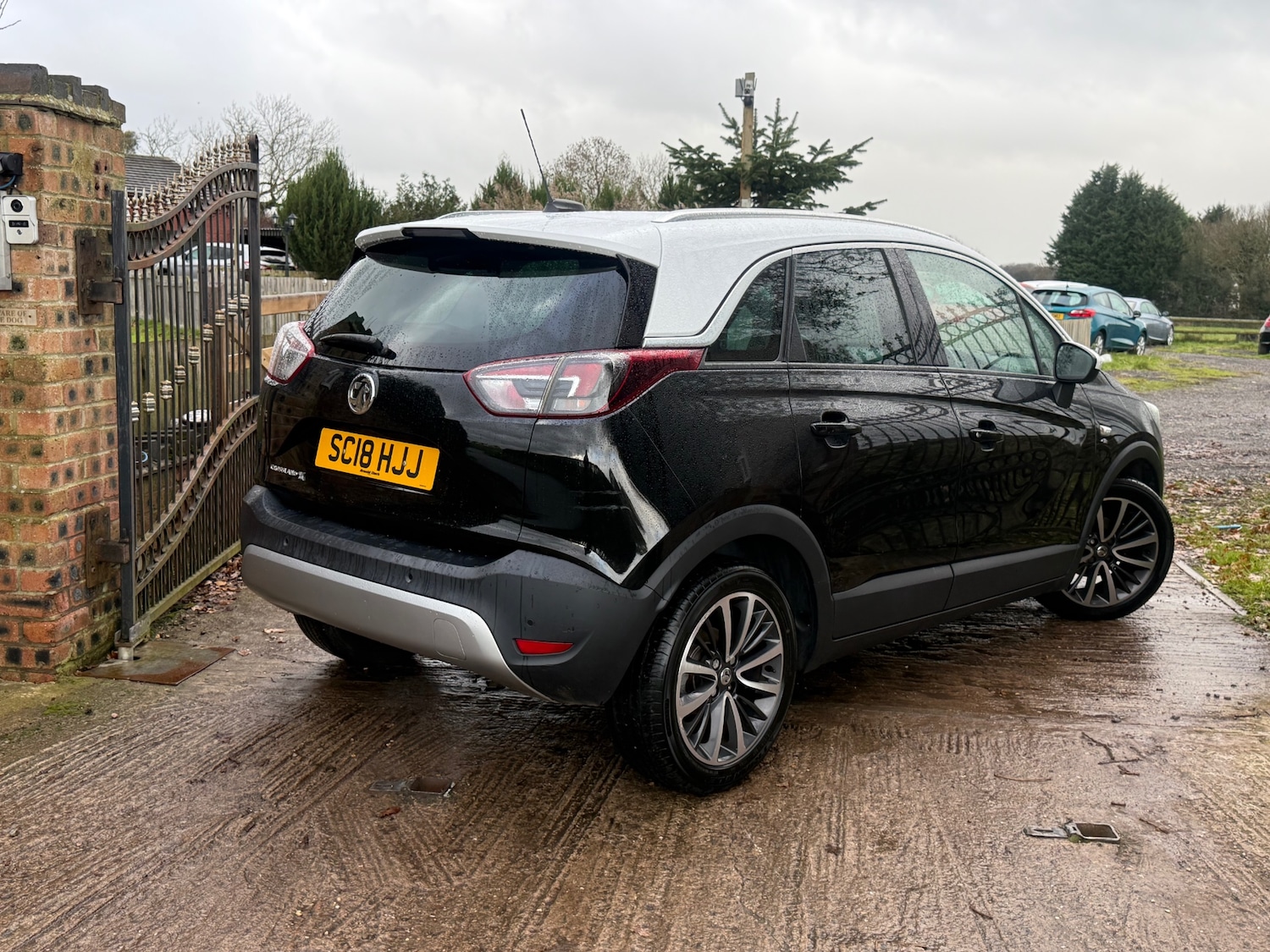 Used Vauxhall Crossland X 2018 for sale - 76681816: Photo 3