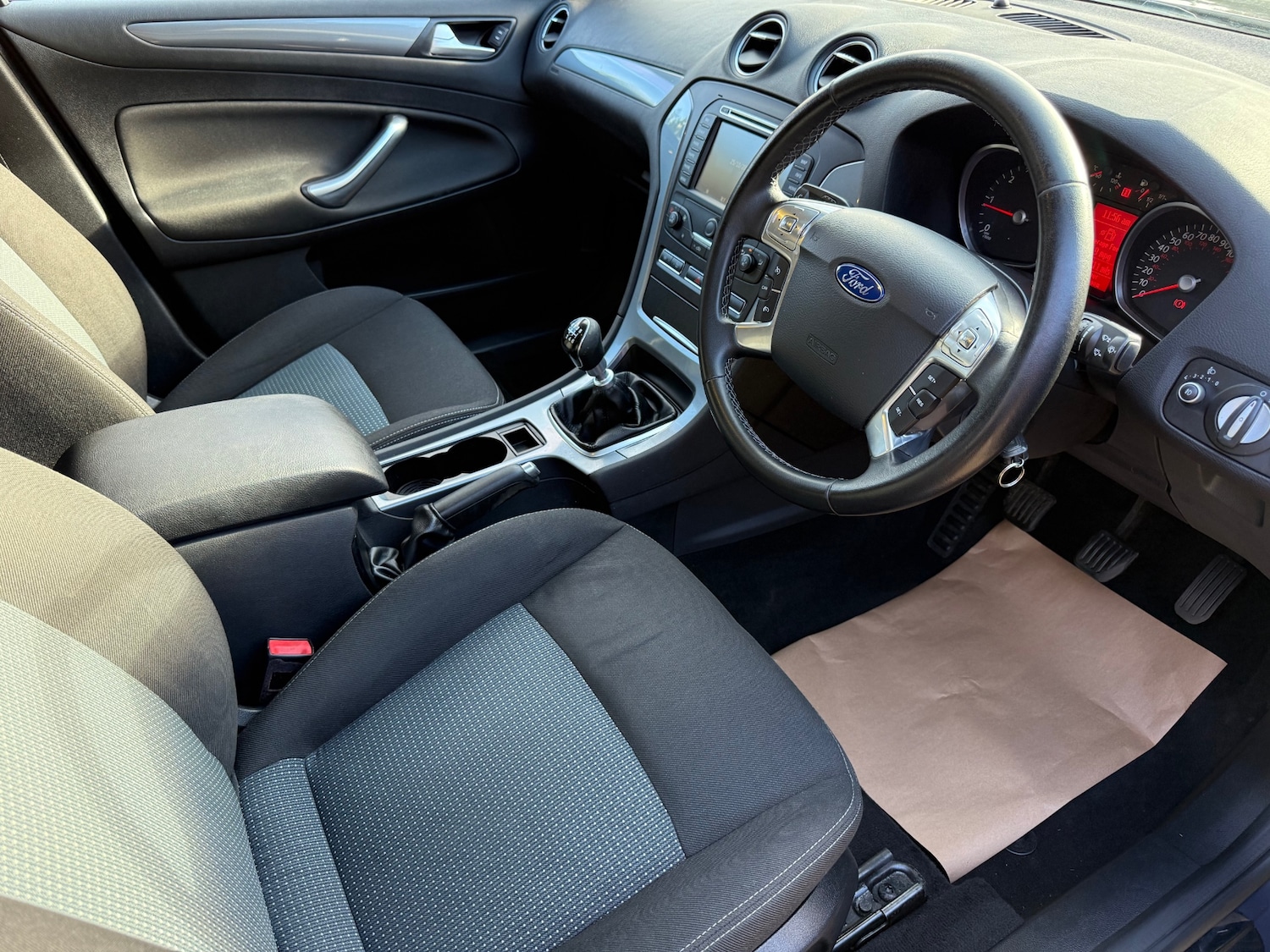 Used Ford Mondeo 2013 for sale - 76352697: Photo 14