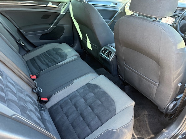 Used Volkswagen Golf 2015 for sale - 76181590: Photo 12