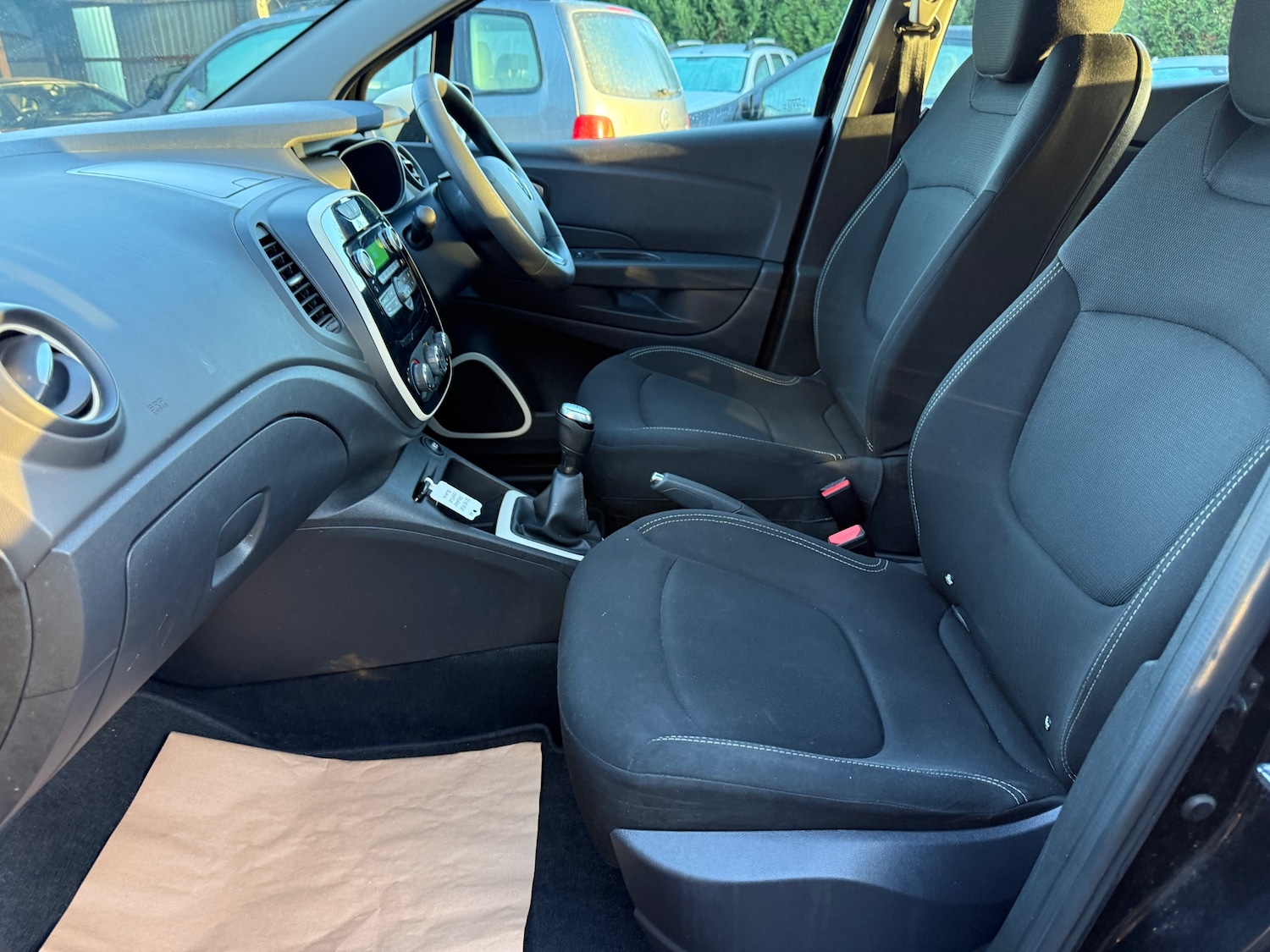 Used Renault Captur 2018 for sale - 76778335: Photo 10