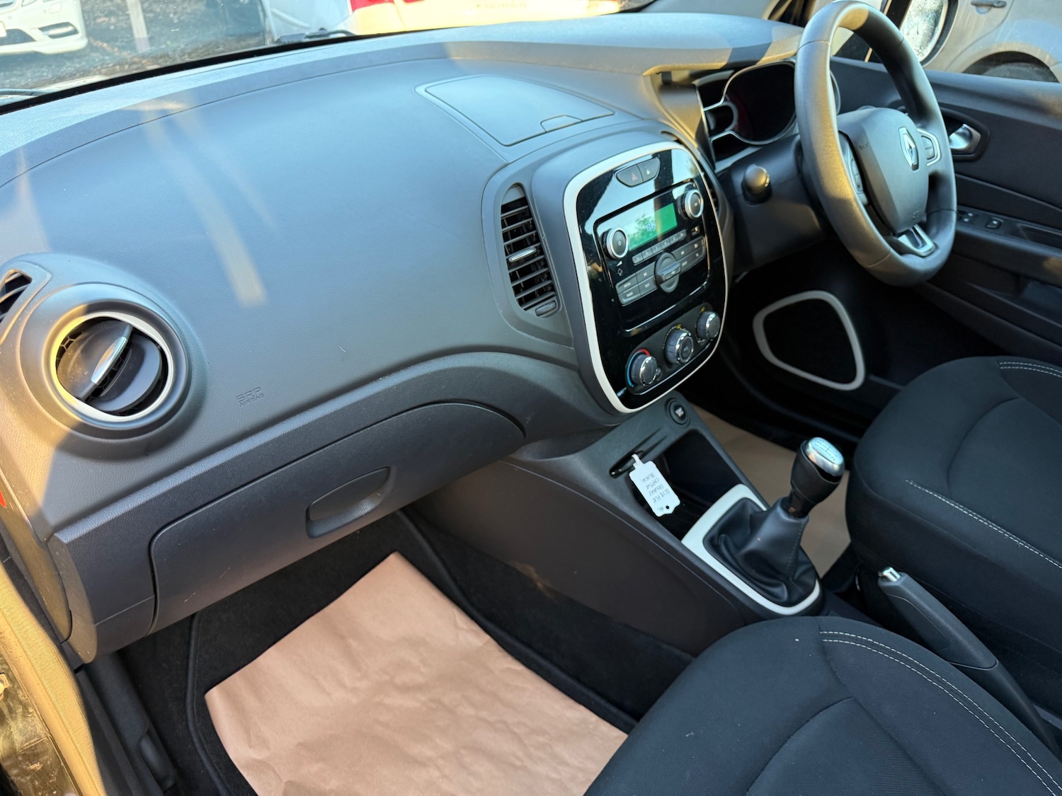 Used Renault Captur 2018 for sale - 76778335: Photo 20