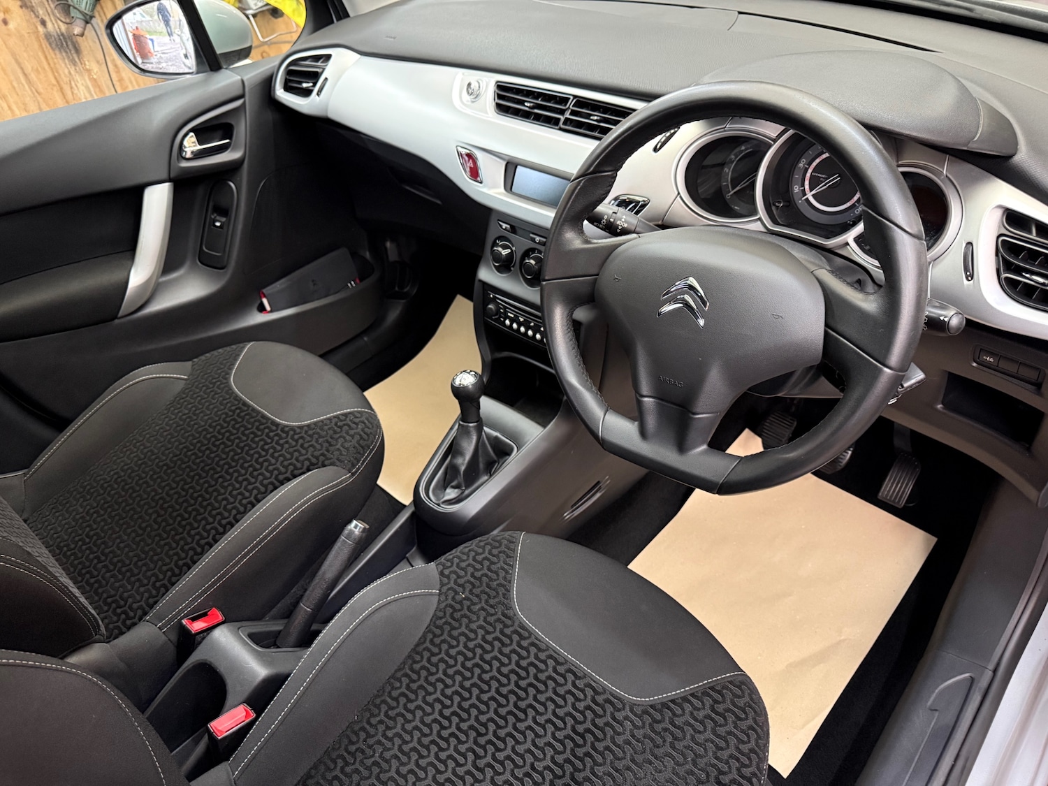 Used Citroen C3 2010 for sale - 77664878: Photo 13