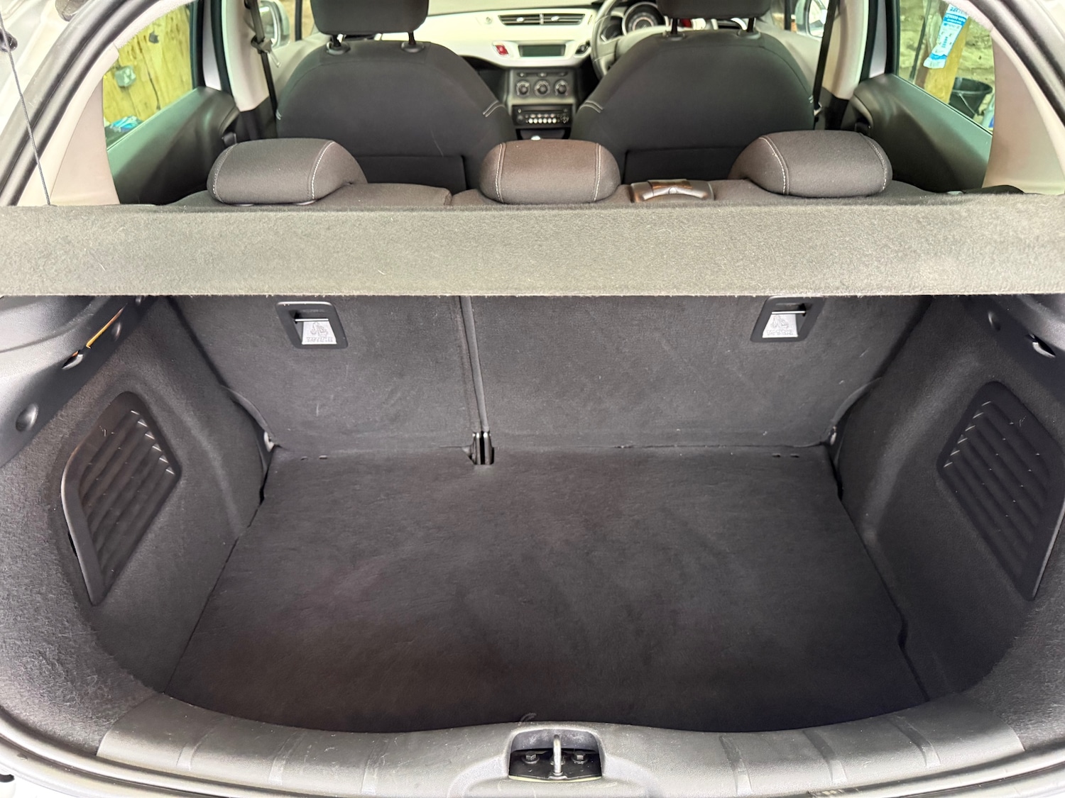 Used Citroen C3 2010 for sale - 77664878: Photo 19