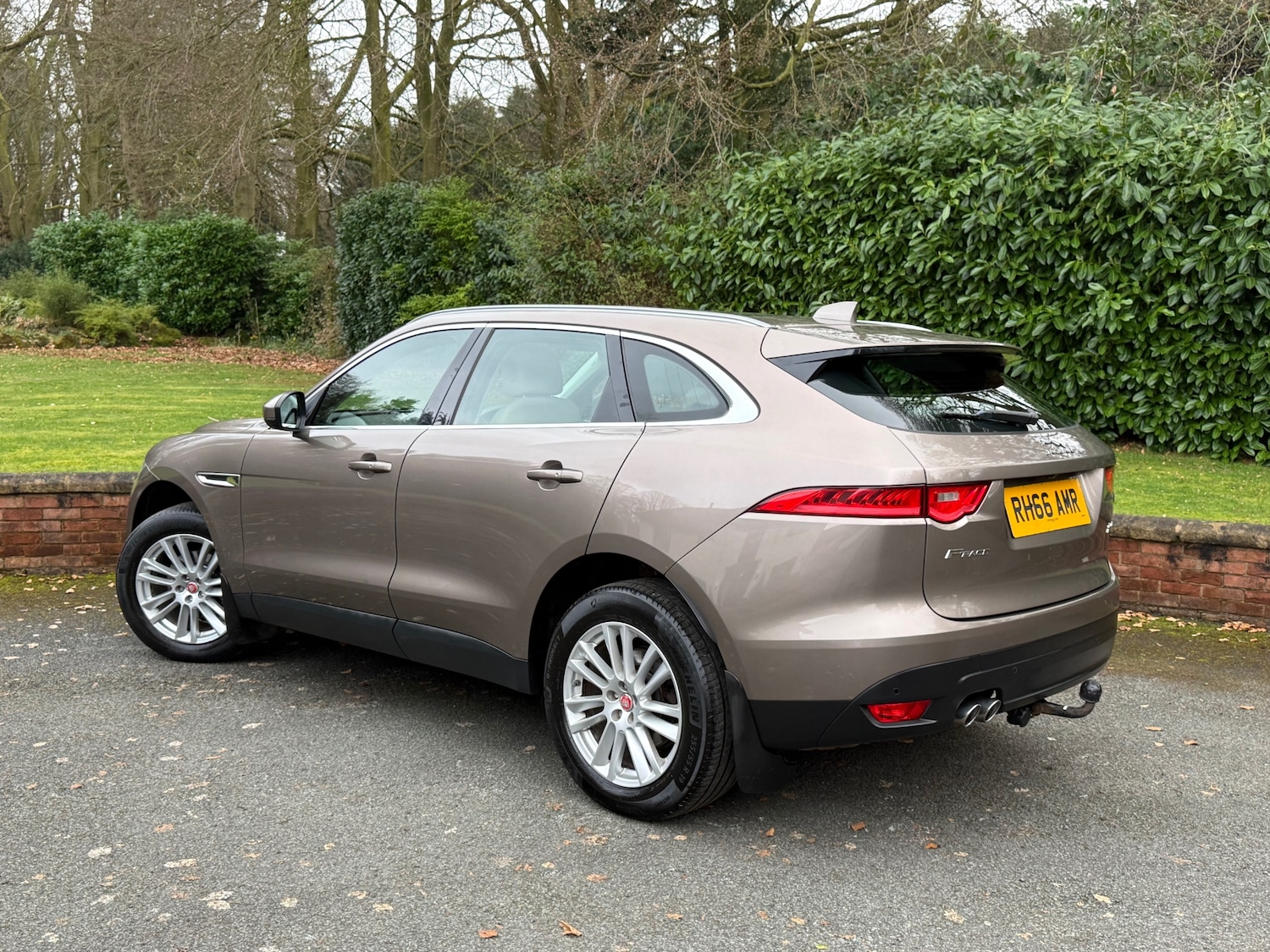 Used Jaguar F-Pace 2016 for sale - 77806946: Photo 5