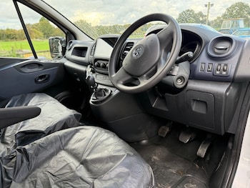 2017 (17) - 2700 1.6CDTI 95PS H1 Van