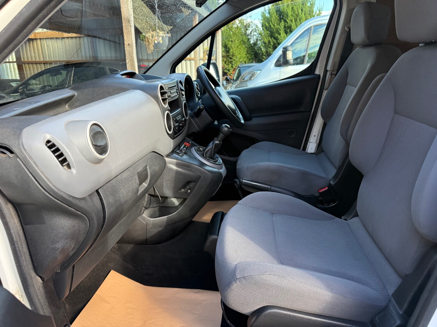 Used Peugeot Partner 2016 for sale - 76392409: Photo 10