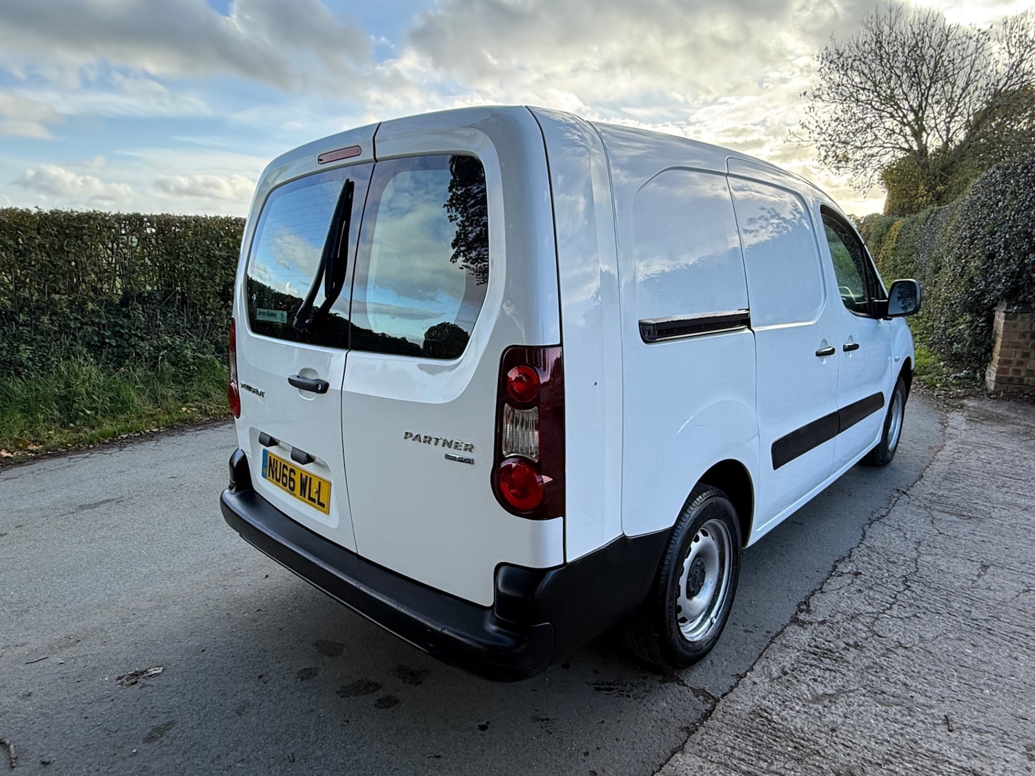 Used Peugeot Partner 2016 for sale - 76392409: Photo 13