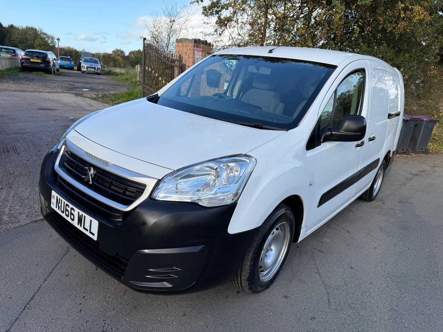 Used Peugeot Partner 2016 for sale - 76392409: Photo 16