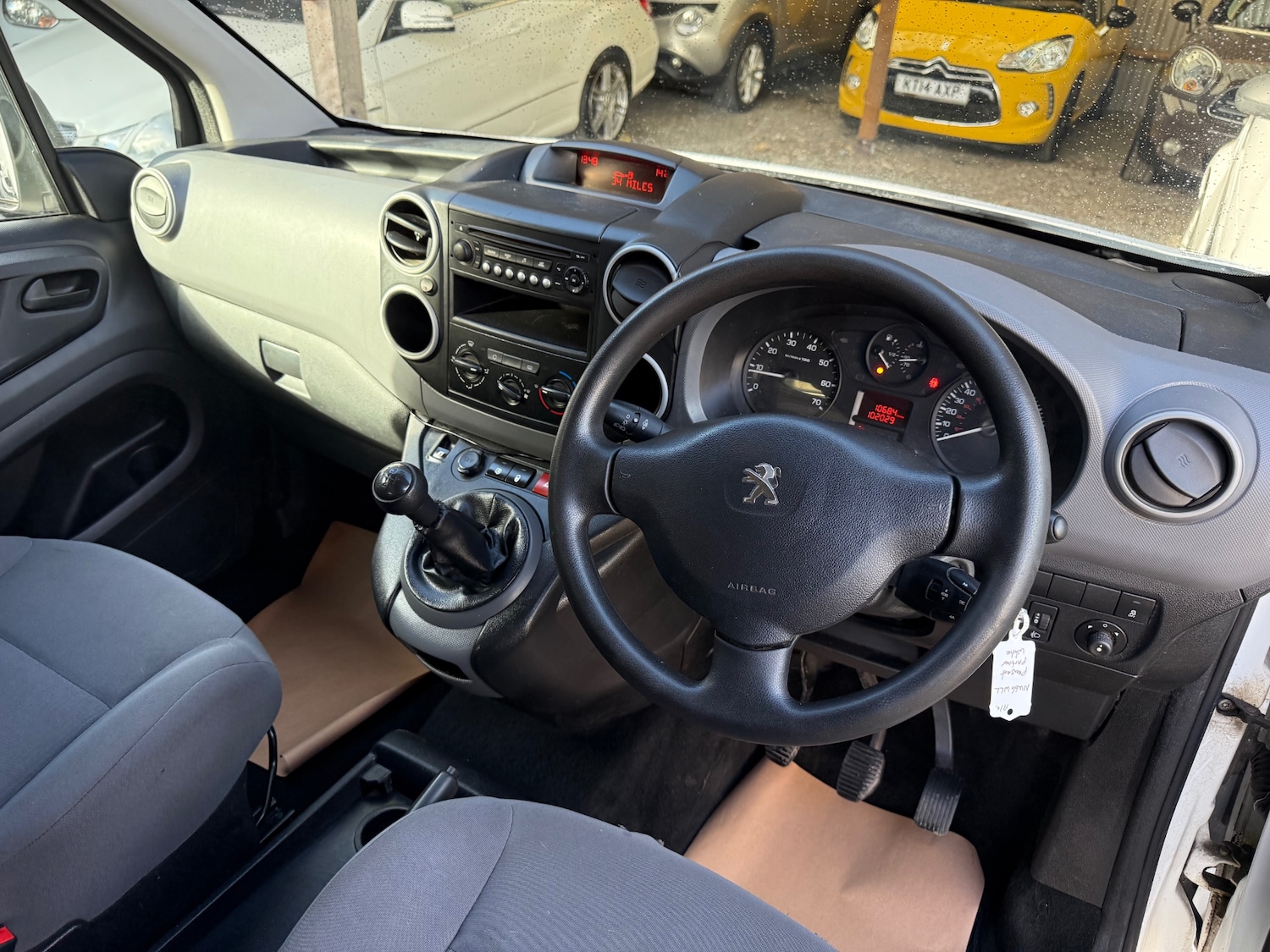 Used Peugeot Partner 2016 for sale - 76392409: Photo 18