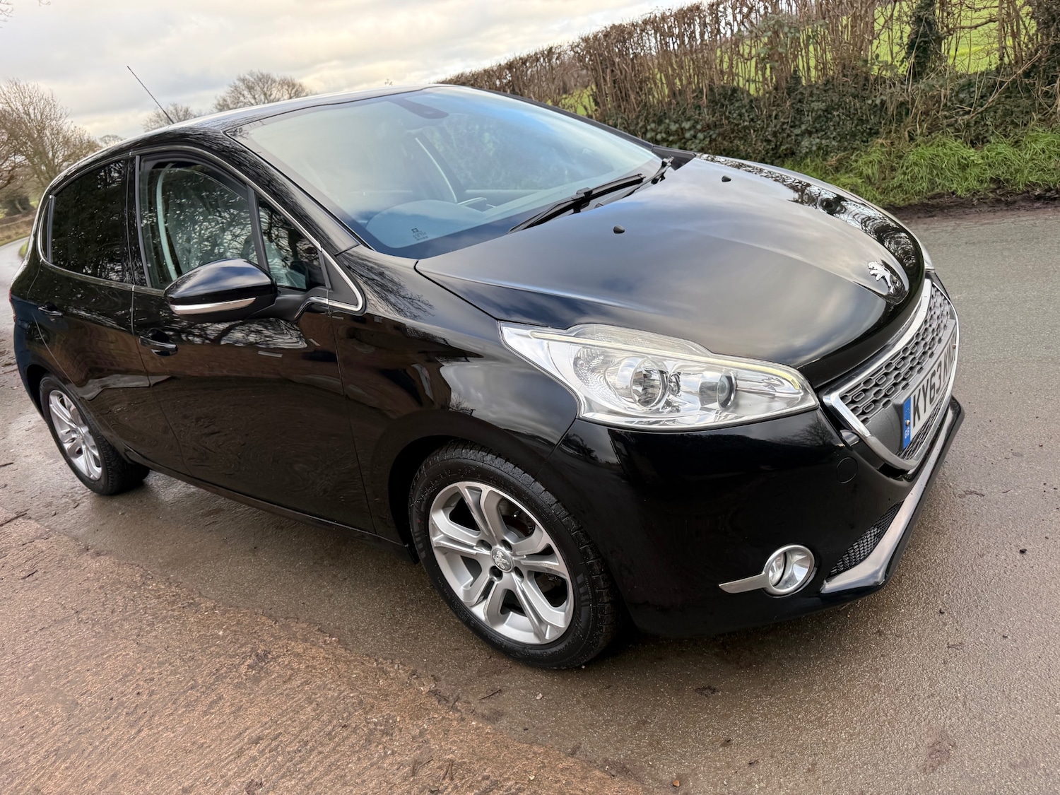 Used Peugeot 208 2013 for sale - 77234511: Photo 12