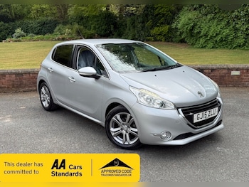 Used Peugeot 208 2015 for sale - 78456326: Photo