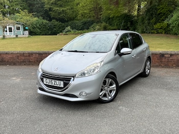 Used Peugeot 208 2015 for sale - 78456326: Photo
