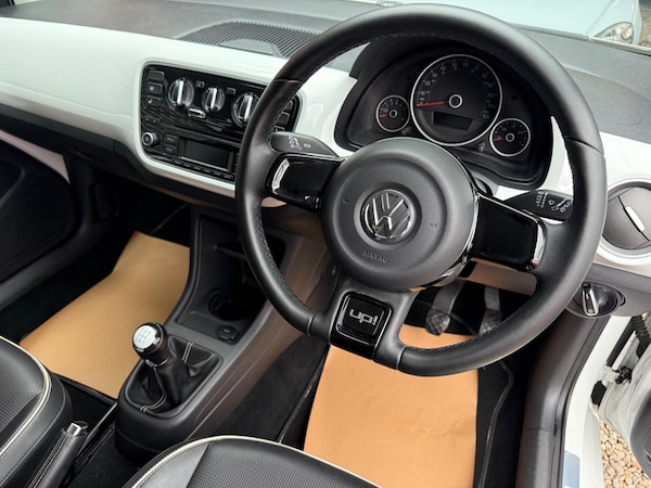 Used Volkswagen up! 2012 for sale - 75968617: Photo 18